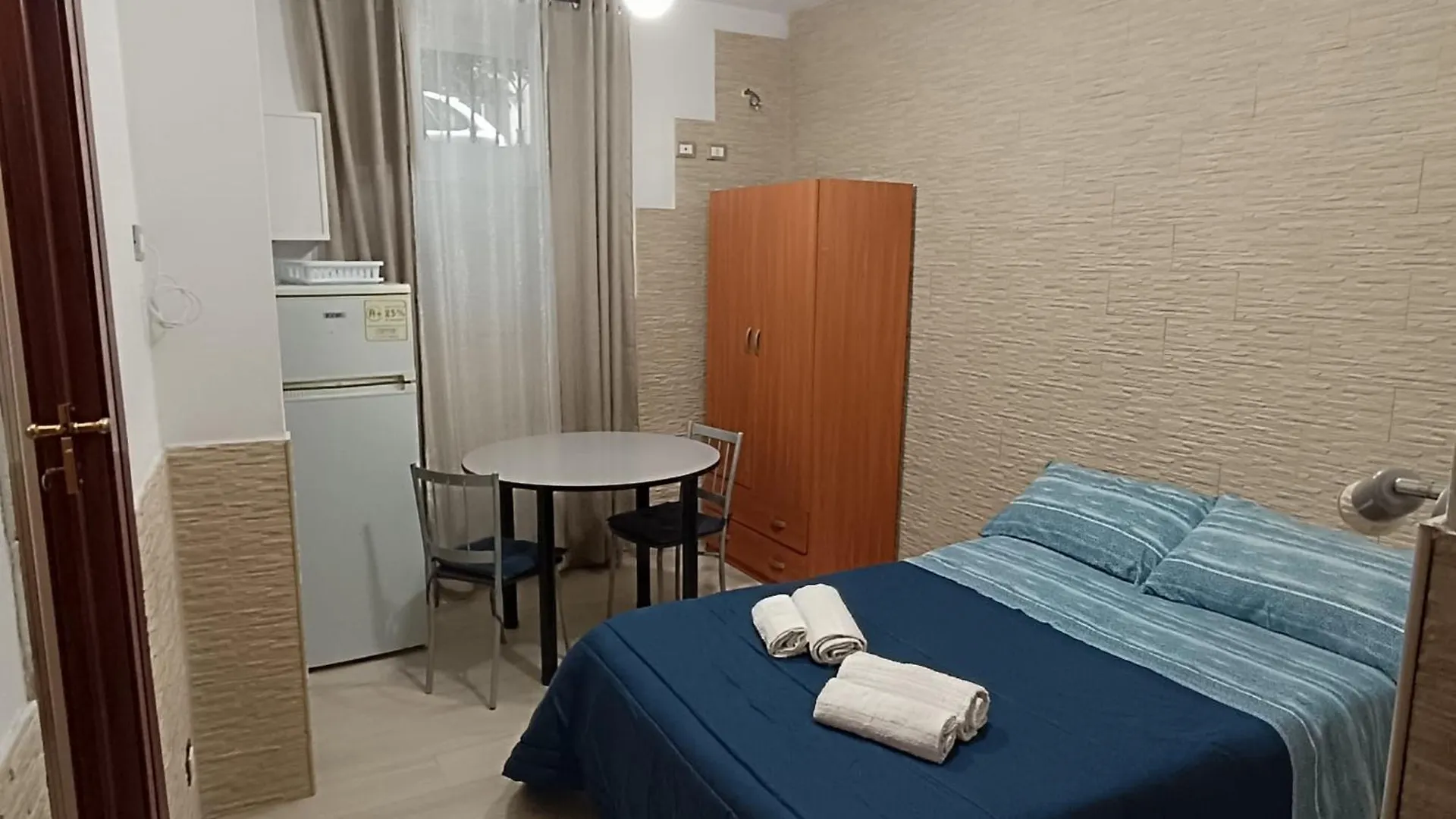 Casa Alla Stazione Palermo 0*,  Italy
